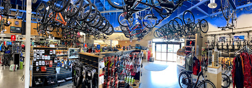 Bicycle Store «Bicycle Centres of Everett», reviews and photos, 4707 Evergreen Way, Everett, WA 98203, USA