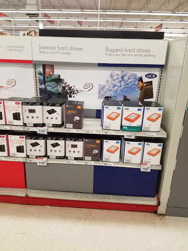 Office Supply Store «Staples», reviews and photos, 547 River Rd, Edgewater, NJ 07020, USA