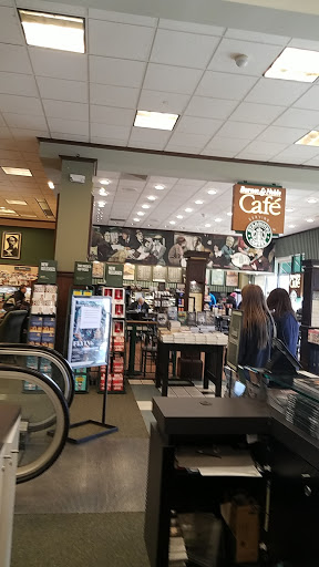 Book Store «Barnes & Noble Oxford Valley», reviews and photos, 210 Commerce Blvd, Fairless Hills, PA 19030, USA
