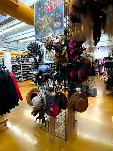 Thrift Store «Goodwill Store», reviews and photos, 23740 El Toro Rd e, Lake Forest, CA 92630, USA