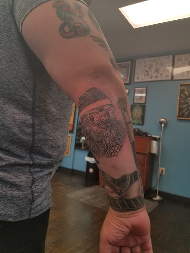 Tattoo Shop «Brightside Tattoo Shop - Baltimore», reviews and photos, 1130 Light St, Baltimore, MD 21230, USA