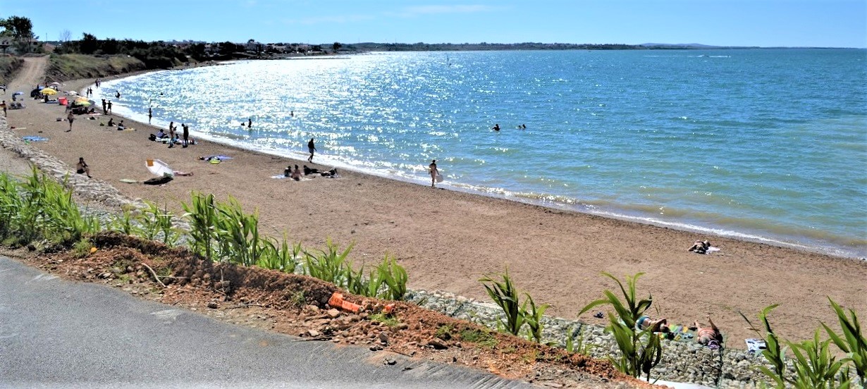 Foto de Plaza Prodorica con playa recta