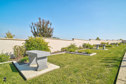 Memorial Park «East Lawn Elk Grove Memorial», reviews and photos, 9189 E Stockton Blvd, Elk Grove, CA 95624, USA