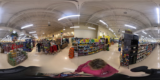 Grocery Store «Lowes Foods on Strickland Road», reviews and photos, 9600 Strickland Rd, Raleigh, NC 27615, USA