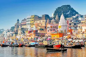 Dashashwamedh Ghat image