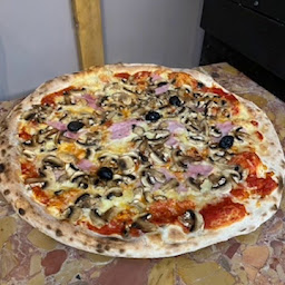 Photo n°14 de Pizza lo'la à L'Isle-sur-la-Sorgue ()