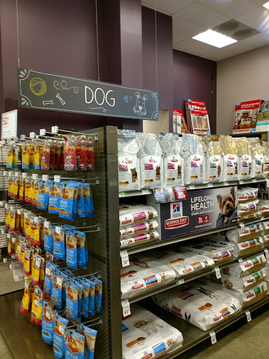 Pet Supply Store «Unleashed by Petco», reviews and photos, 8412 Georgia Ave, Silver Spring, MD 20910, USA