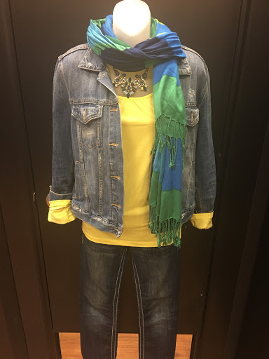 Used Clothing Store «Clothes Mentor», reviews and photos, 306 Oyster Point Rd, Newport News, VA 23602, USA