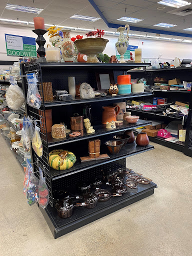 Thrift Store «Goodwill», reviews and photos, 4101 Gibsonia Rd, Gibsonia, PA 15044, USA