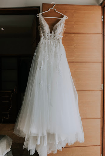 Bridal Shop «Flares bridal + formal», reviews and photos, 1700 N Broadway #100, Walnut Creek, CA 94596, USA