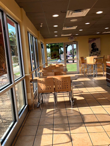 Donut Shop «Krispy Kreme», reviews and photos, 604 W McDermott Dr, Allen, TX 75013, USA