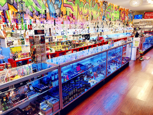 Tobacco Shop «Lotus Smoke Shop», reviews and photos, 4396 Tamiami Trail N, Naples, FL 34103, USA