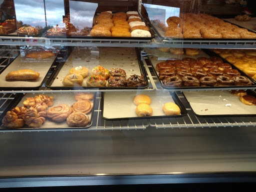 Donut Shop «Daylight Donuts», reviews and photos, 7480 Parkway Dr #132, Leeds, AL 35094, USA