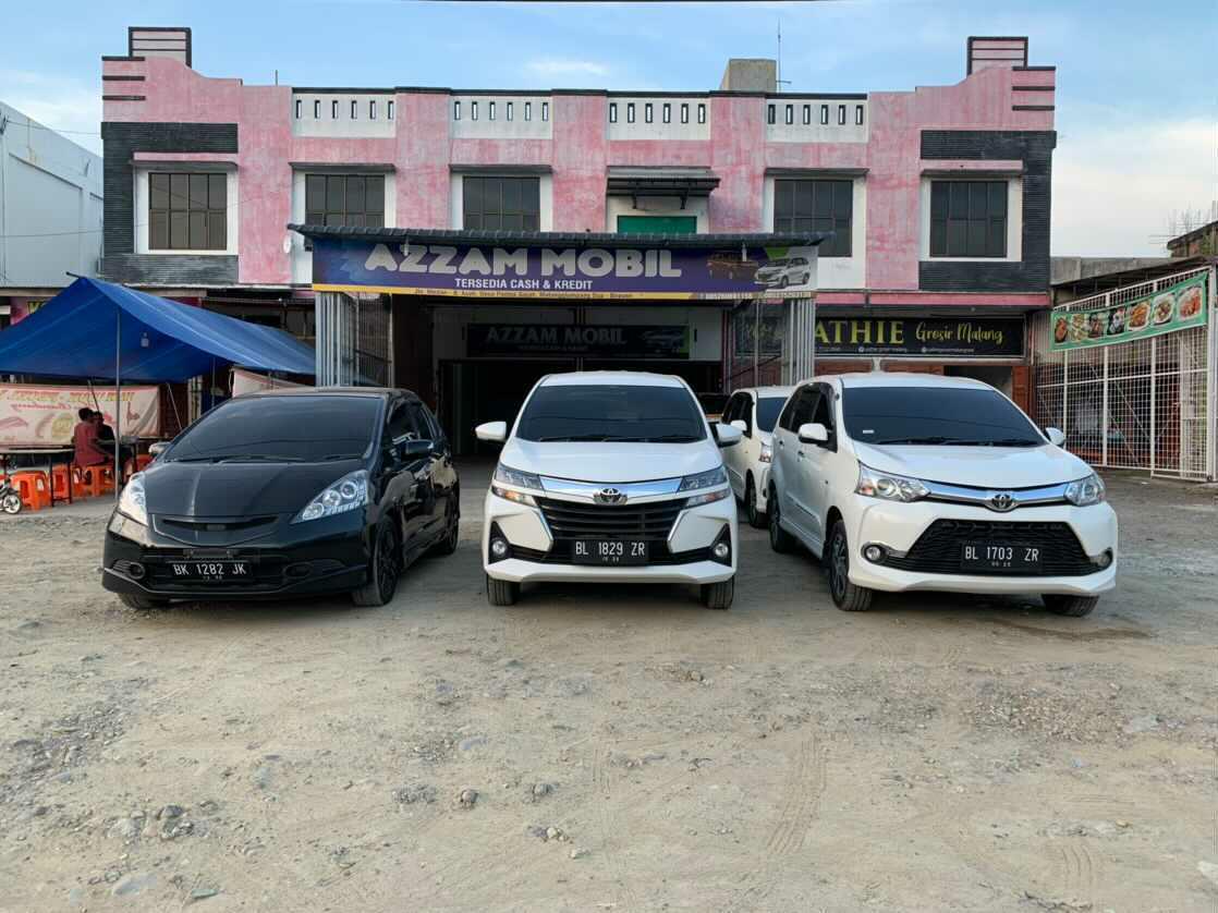 Gambar Showroom Azzam Mobil