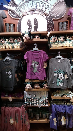 Toy Store «Disney Store», reviews and photos, 1540 Broadway, New York, NY 10036, USA