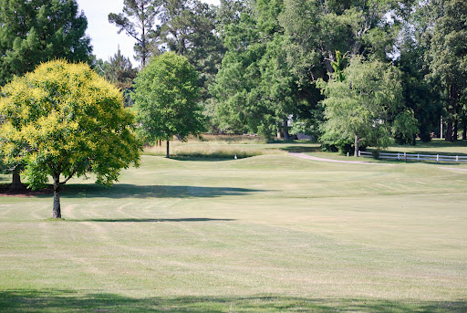 Golf Course «Lakewood Golf & Country Club», reviews and photos, 1900 Country Club Dr, Tullahoma, TN 37388, USA