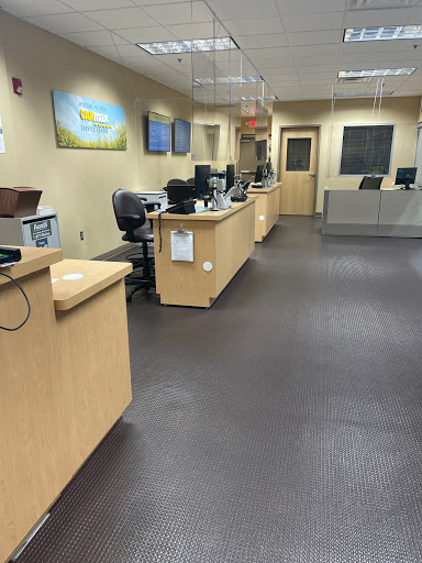 Used Car Dealer «CarMax Dealership», reviews and photos, 9501 Research Dr, Irvine, CA 92618, USA