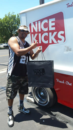 Shoe Store «Nice Kicks Shop», reviews and photos, 2900 Guadalupe St, Austin, TX 78705, USA