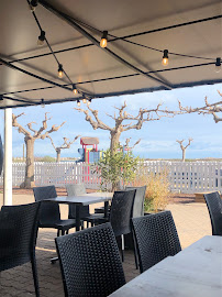 Atmosphère du Restaurant côte et plage à Gruissan - n°4