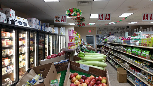 Grocery Store «Royal Indian Grocery», reviews and photos, 560 New Park Ave, West Hartford, CT 06110, USA