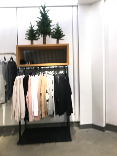 Department Store «Nordstrom», reviews and photos, 449 Menlo Park Mall, Edison, NJ 08837, USA