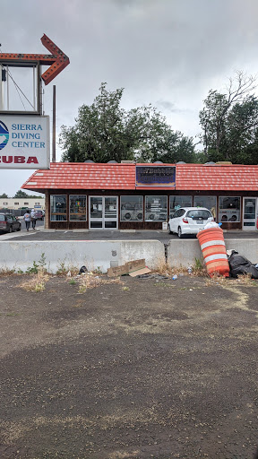 Laundromat «Mr. Bubbles CLEAN Laundromats», reviews and photos, 108 E Grove St, Reno, NV 89502, USA