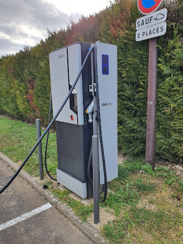 Borne de recharge de véhicules électriques SDE Aube Charging Station Arcis-sur-Aube