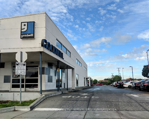 Thrift Store «Goodwill», reviews and photos, 1325 N Main St, Salinas, CA 93906, USA