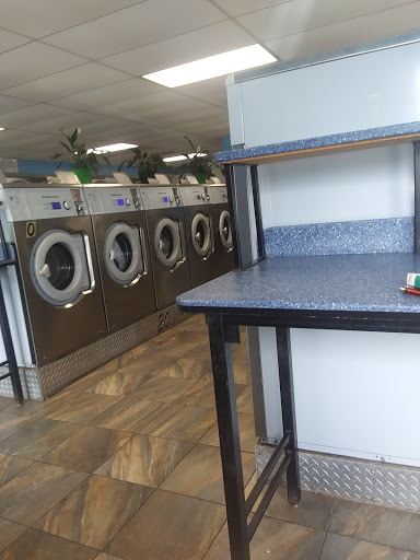 Laundromat «Solar Family Laundry & Dry Cleaning», reviews and photos, 1503 W High St, Stowe, PA 19464, USA