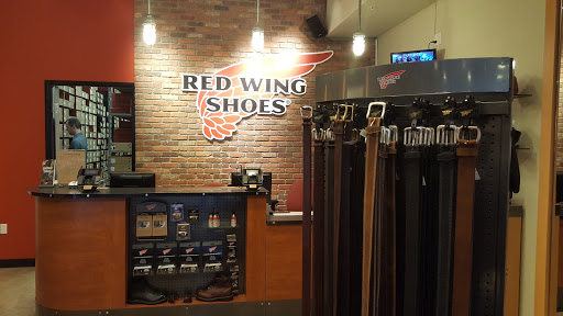 Shoe Store «Red Wing», reviews and photos, 1900 McLoughlin Blvd #40, Oregon City, OR 97045, USA
