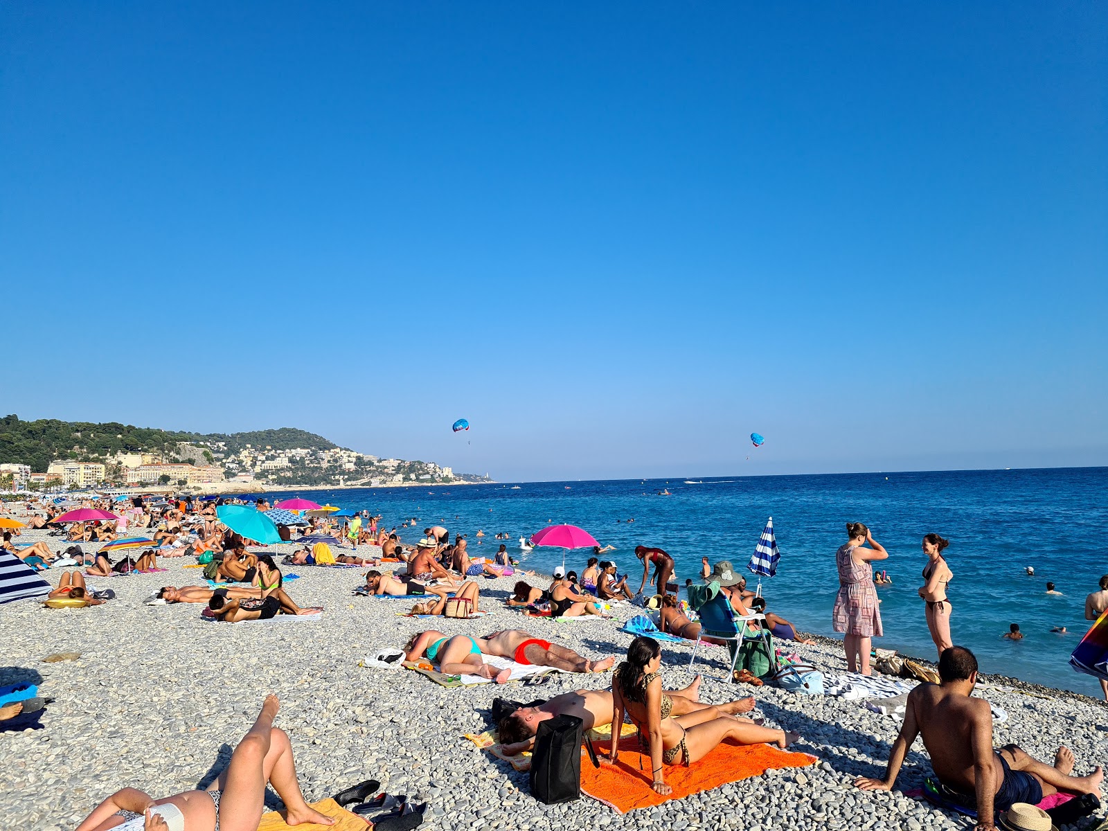 Foto de Plage de Carras con agua cristalina superficie