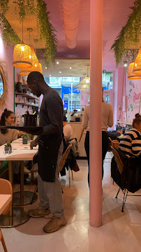 Atmosphère du Restaurant servant le petit-déjeuner Bon Bouquet Café à Paris - n°14