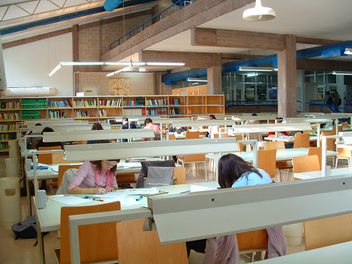 Bibliotecas abiertas días festivos en Santiago de Compostela