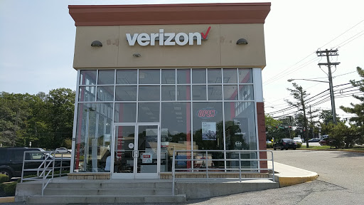 Cell Phone Store «Verizon Authorized Retailer - A Wireless», reviews and photos, 235 Prospect Ave, West Orange, NJ 07052, USA