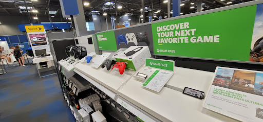 Electronics Store «Best Buy», reviews and photos, 1 Garden State Plaza Blvd, Paramus, NJ 07652, USA