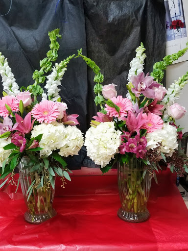 Florist «Just For You Flowers & Gifts (Same Day Delivery)», reviews and photos, 14 Washington St, Morristown, NJ 07960, USA