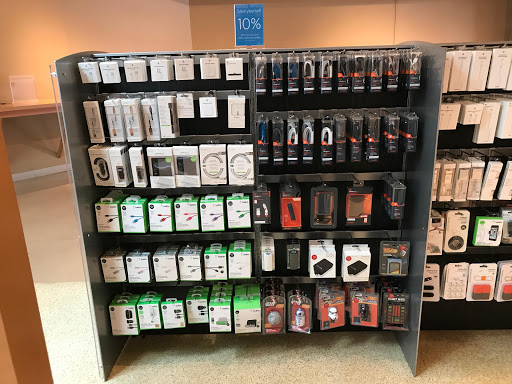 Computer Store «Simply Mac - Apple Premier Partner», reviews and photos, 128 Breckenridge Ln, Louisville, KY 40207, USA