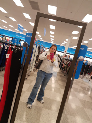 Clothing Store «Ross Dress for Less», reviews and photos, 1800 Rock Road, Derby, KS 67037, USA