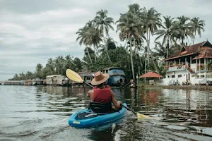 Nadodi Kayaking in Alleppey image