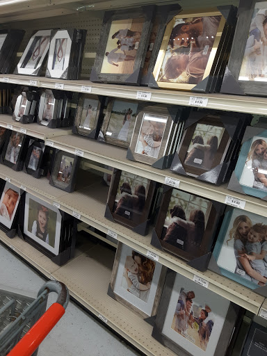 Discount Store «Big Lots», reviews and photos, 2014 S Expressway 83, Harlingen, TX 78552, USA