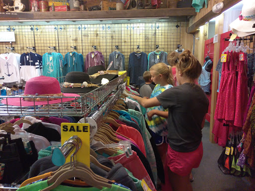 Gift Shop «Kelleys Island General Store», reviews and photos, 118 Division St, Kelleys Island, OH 43438, USA