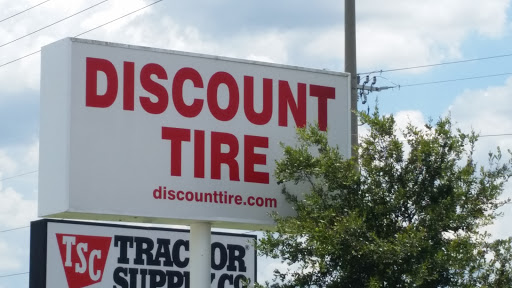 Tire Shop «Discount Tire Store - Lakeland, FL», reviews and photos, 6975 US Hwy 98 N, Lakeland, FL 33809, USA