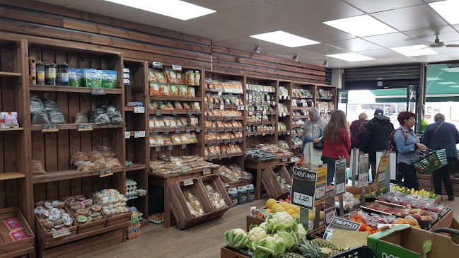 Roebridge Farm Shop - Supermarket