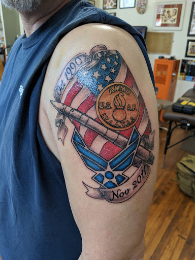 Tattoo Shop «No Coast Tattoo», reviews and photos, 515 3rd Ave N, Fargo, ND 58102, USA