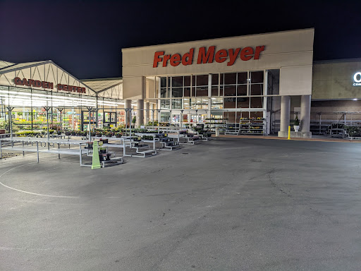 Grocery Store «Fred Meyer», reviews and photos, 11565 SW Pacific Hwy, Tigard, OR 97223, USA
