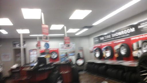 Tire Shop «Firestone Complete Auto Care», reviews and photos, 815 Dixie Dr, Clute, TX 77531, USA