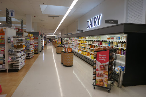 Grocery Store «Stop & Shop», reviews and photos, 1100 Massachusetts Ave, Dorchester, MA 02125, USA