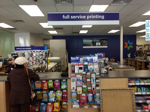 Print Shop «FedEx Office Print & Ship Center», reviews and photos, 393 W Shaw Ave a, Clovis, CA 93612, USA