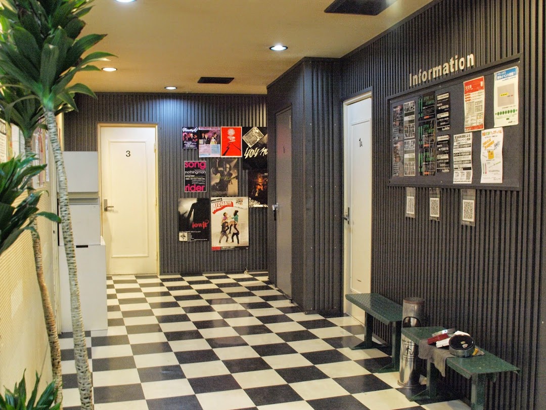 StudioVetix烏森駅前店