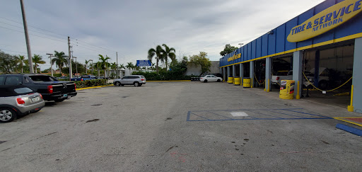 Tire Shop «Goodyear Auto Service Center», reviews and photos, 3690 Bird Rd, Coral Gables, FL 33133, USA